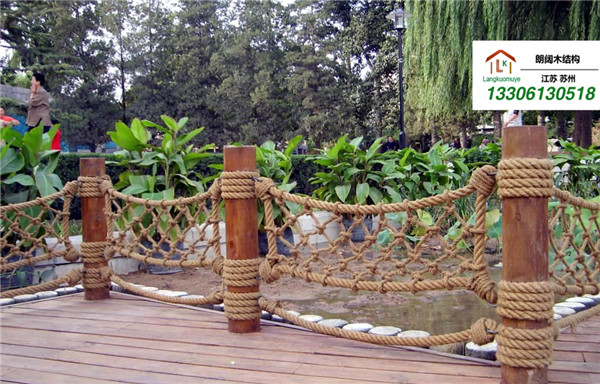 苏州游乐园景区原木麻绳栏杆